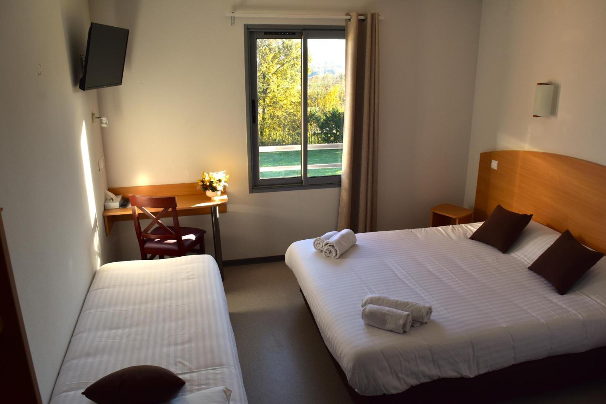 Hotel Au Perigord Noir Hautefort Zewnętrze zdjęcie
