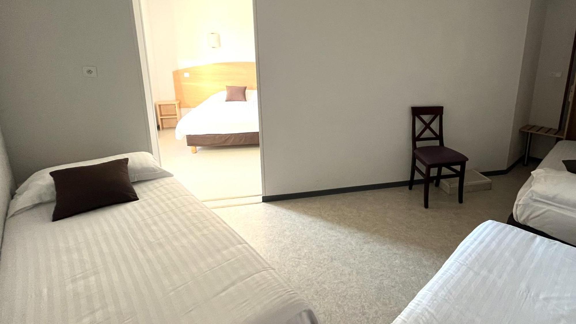 Hotel Au Perigord Noir Hautefort Zewnętrze zdjęcie